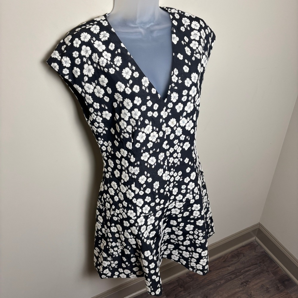 Club Monaco Black White Floral Jacquard Fit & Flare Vneck Mini Dress Womens‎ 6 - Picture 4 of 9
